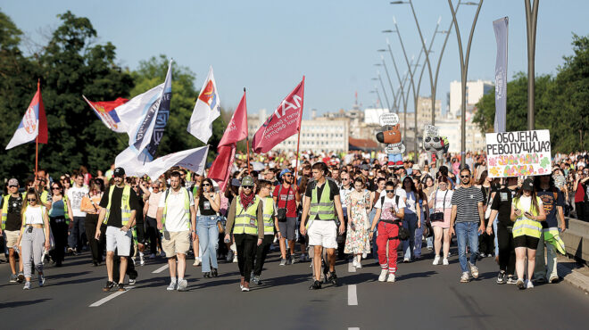 νέο-κύμα-οργής-στη-σερβία-κατά-της-κυβέ-563685067