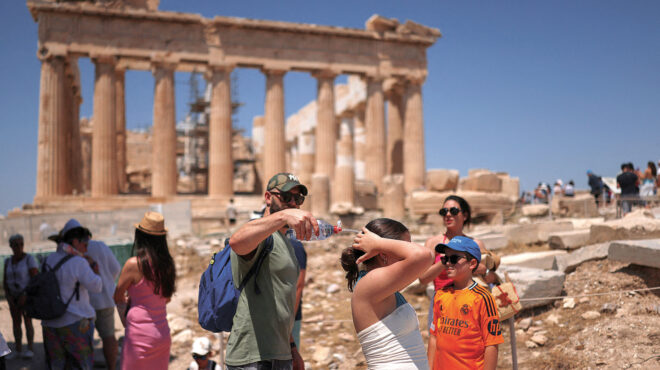 καύσωνας-το-θερμικό-στρες-μπαίνει-σ-563687854