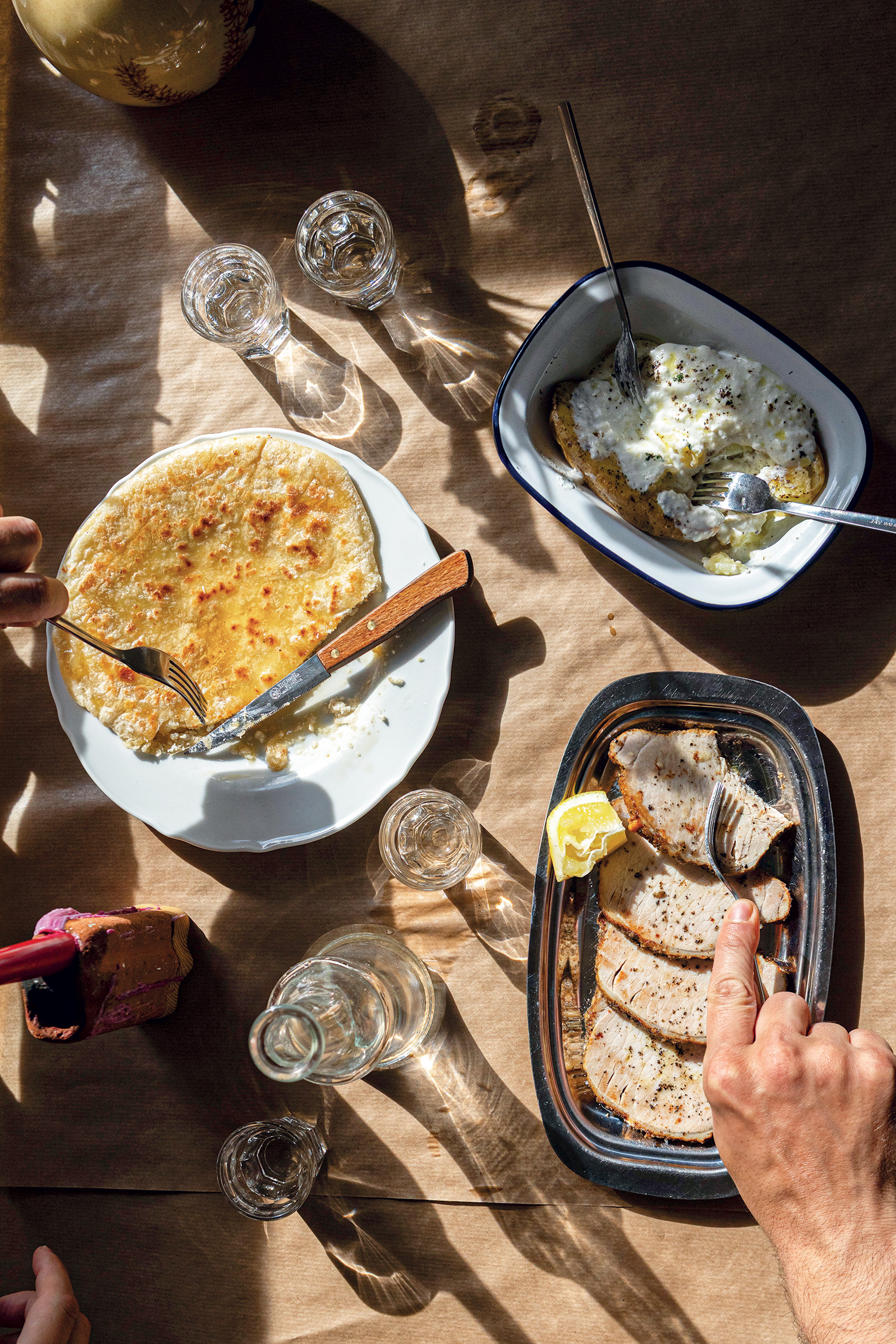 Εξι urban μεζεδοπωλεία για να πάμε με την παρέα-4