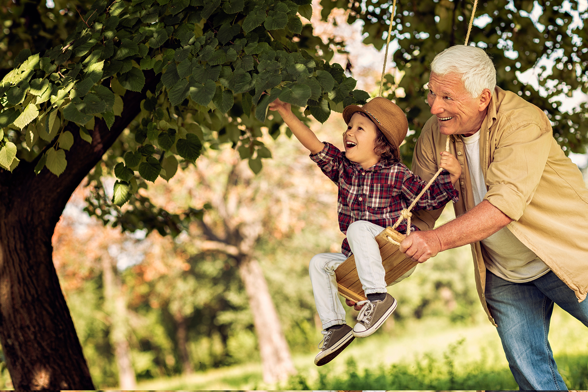 Αποφύγετε τραυματισμούς όταν αναλαμβάνετε τα εγγόνια σας-1