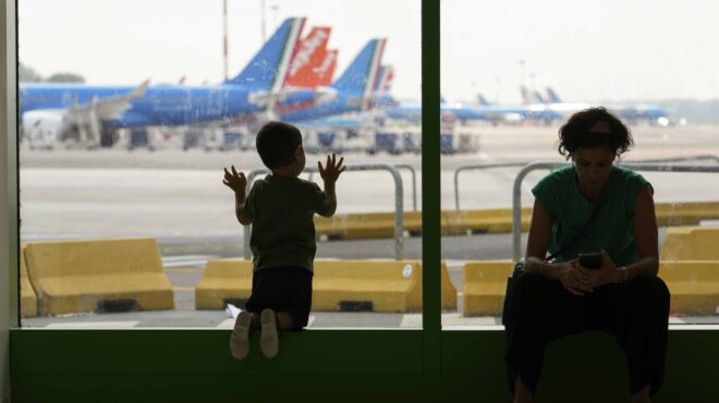 πτήσεις-αυξάνονται-οι-καθυστερήσεις-563645812