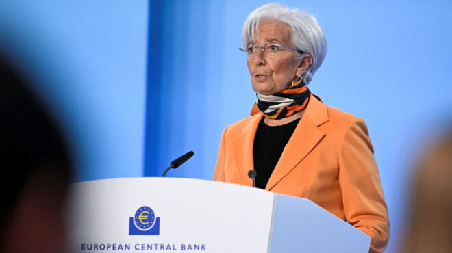 σε-σταυροδρόμι-για-τη-θητεία-της-στην-ε-563650723