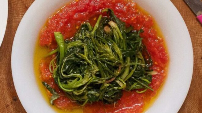 βλίτα-με-σταμναγκάθι-σε-σάλτσα-ωμής-ντ-563656192