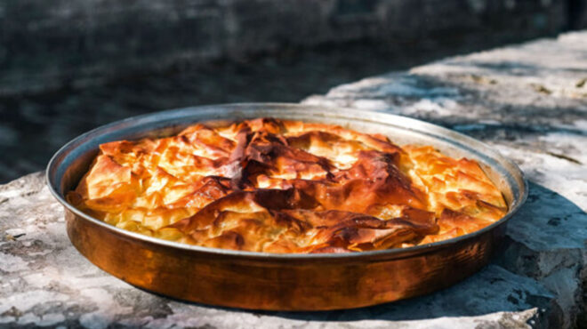 ηπειρώτικη-τυρόπιτα-563654776