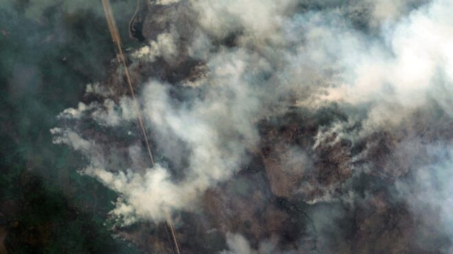 copernicus-σύννεφα-καπνού-στην-ευρώπη-από-τις-π-563647060