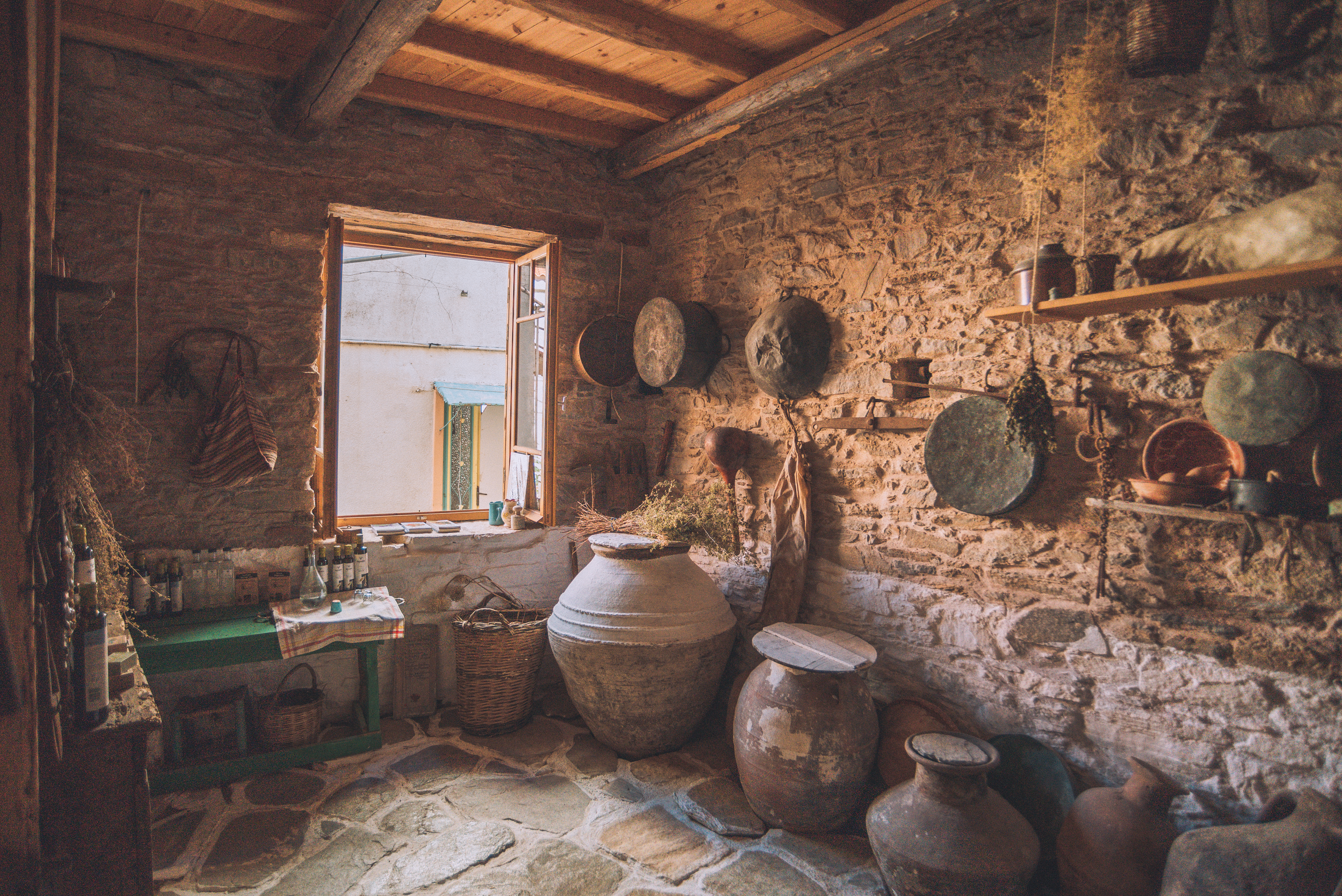 Σάμος: Το σπίτι που φιλοξένησε ένα ολόκληρο χωριό-6