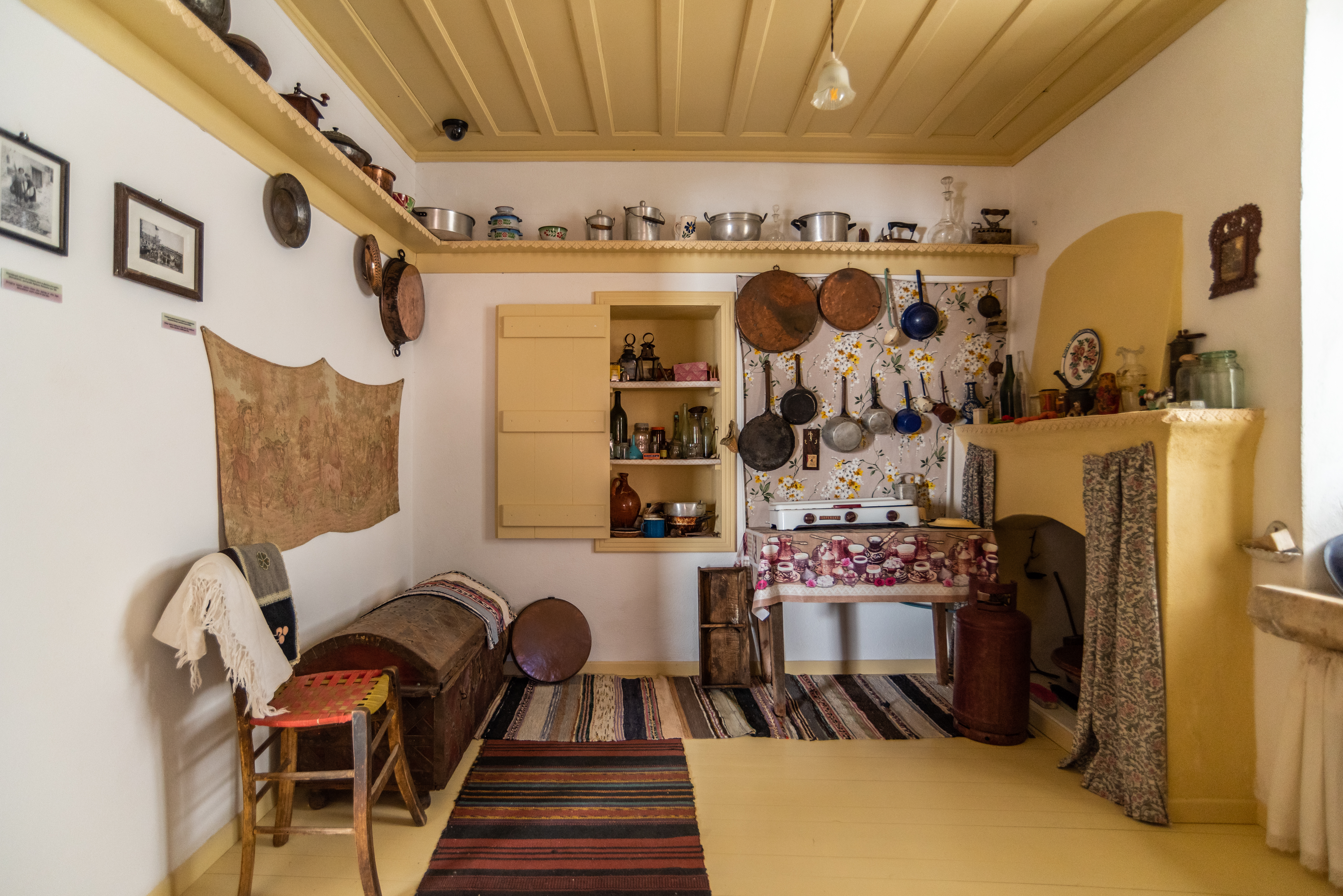 Σάμος: Το σπίτι που φιλοξένησε ένα ολόκληρο χωριό-5