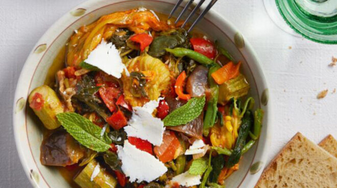 κολοκυθοκορφάδες-με-μποστανικά-και-μ-563654782