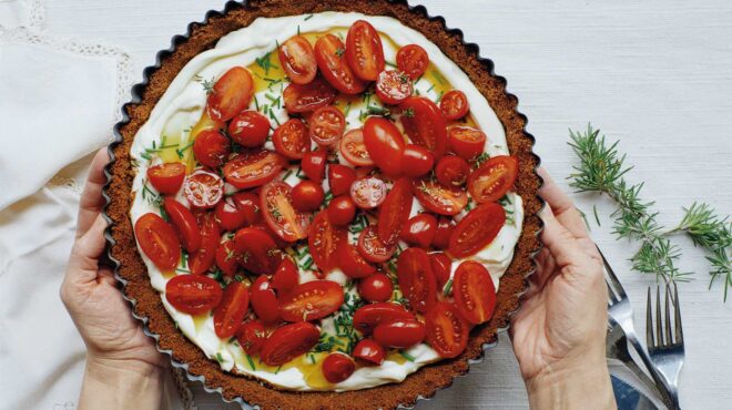 με-ωμή-ντομάτα-32-συνταγές-χωρίς-μαγείρ-563689981