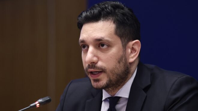 χωρίς-κράνος-ένας-στους-έξι-την-πρώτη-ε-563690467