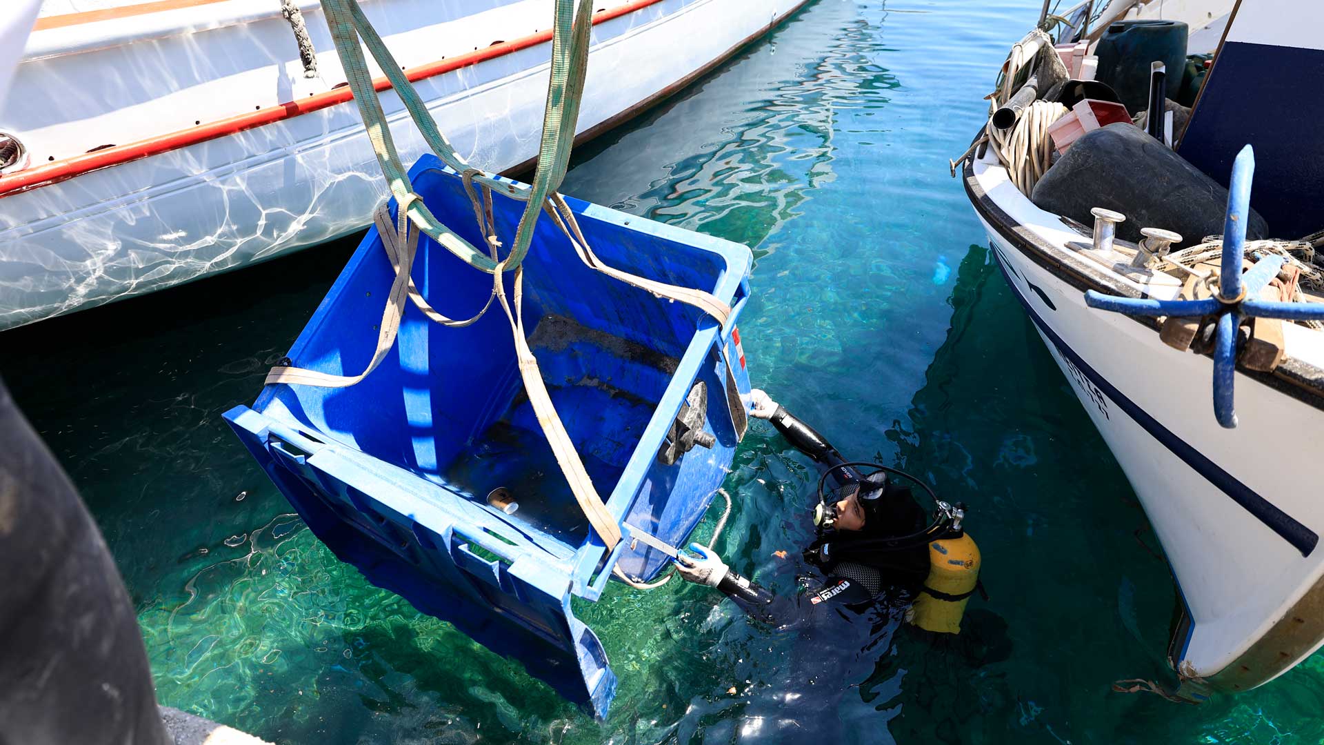 Καθαρίζοντας τις ελληνικές θάλασσες-3