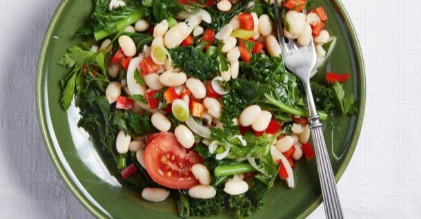 λαχανίδα-με-φασόλια-και-μυρωδικά-563676706