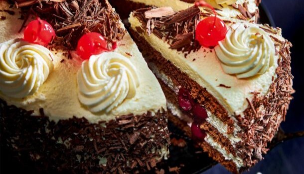 τούρτα-μπλακ-φόρεστ-563663512