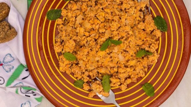 αυγά-με-ντομάτα-ή-αλλιώς-μυκονιάτικος-563682583