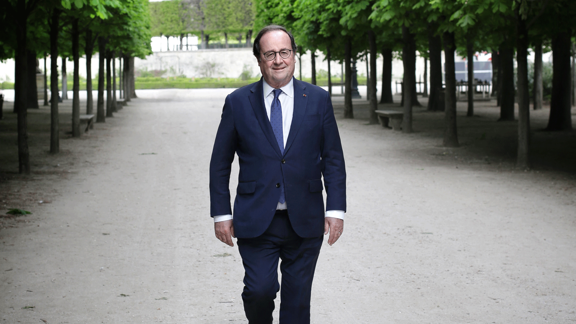 φρανσουά-ολάντ-θέλεις-να-μείνεις-ή-θέ-563690086