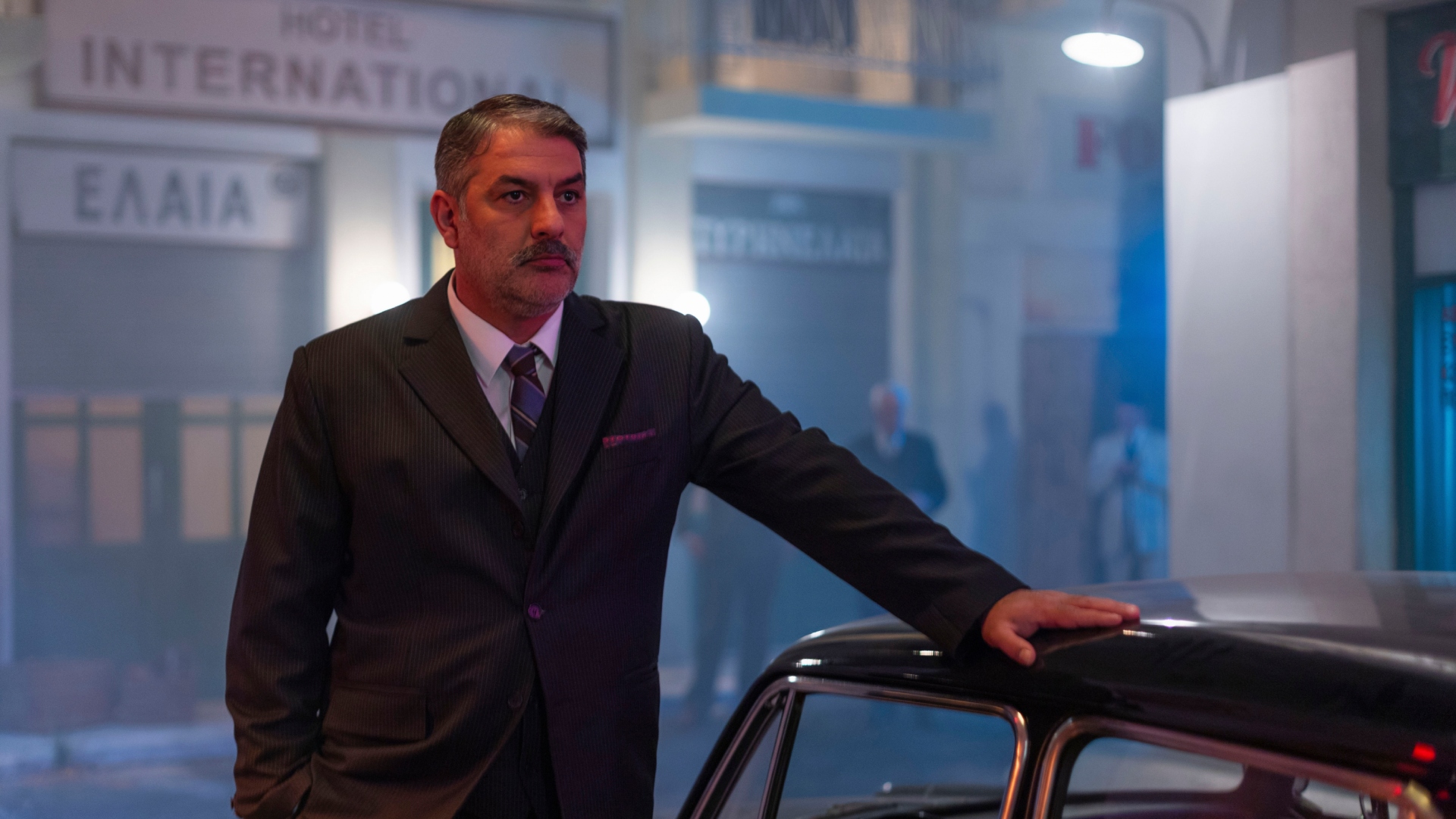 «Porto Leone – Στη γειτονιά με τα κόκκινα φανάρια»: Δύο κόσμοι σε σύγκρουση-2