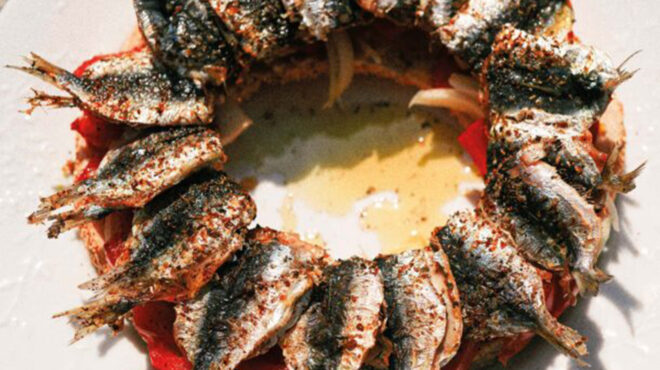 σαρδέλες-με-κουλούρα-θεσσαλονίκης-563649166