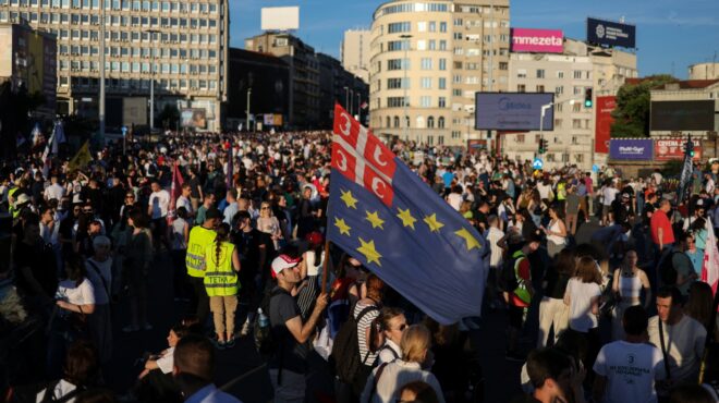 σερβία-φοιτητές-διαδηλώνουν-με-αίτη-563644411