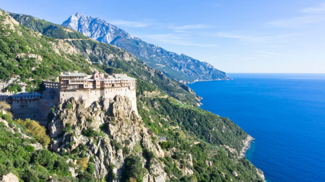 aγιο-oρος-σε-εξέλιξη-επιχείρηση-διάσωση-563669119