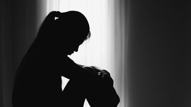 ενδοοικογενειακή-βία-κατά-γυναικών-κ-563679172