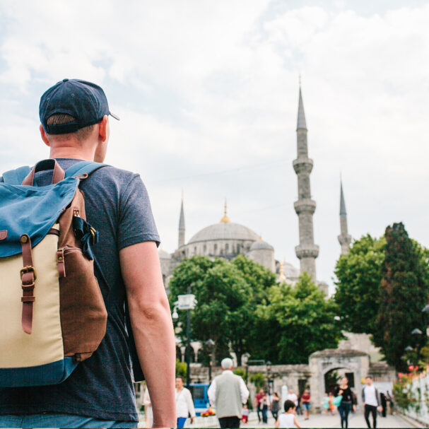 στην-τουρκία-για-μεταμόσχευση-μαλλιώ-563667154