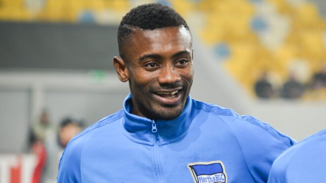 ο-σάλομον-καλού-και-το-εργοστάσιο-σοκο-563648938