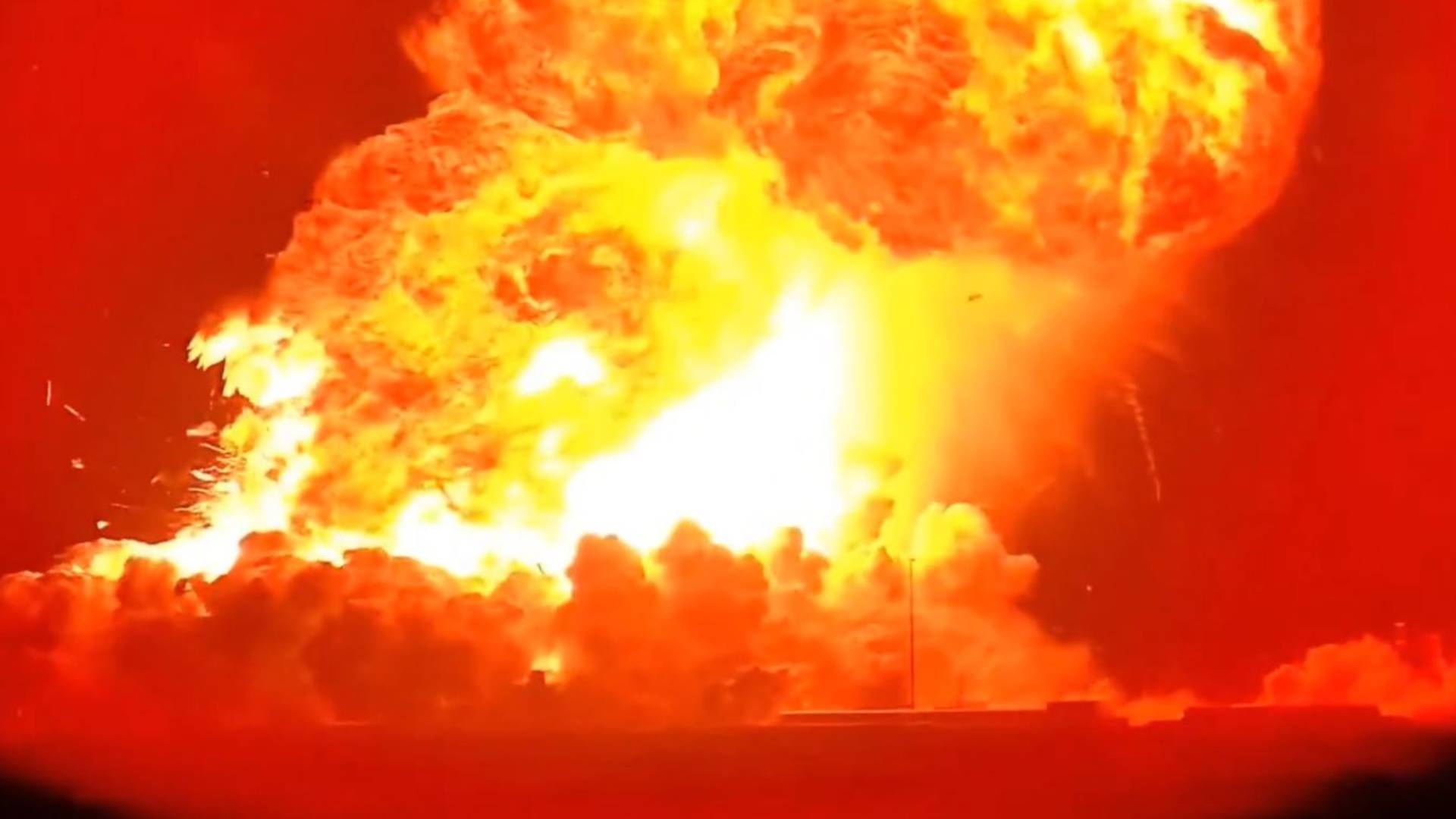 SpaceX: Ο γιγάντιος πύραυλος Starship εξερράγη κατά τη διάρκεια δοκιμής (βίντεο)-1