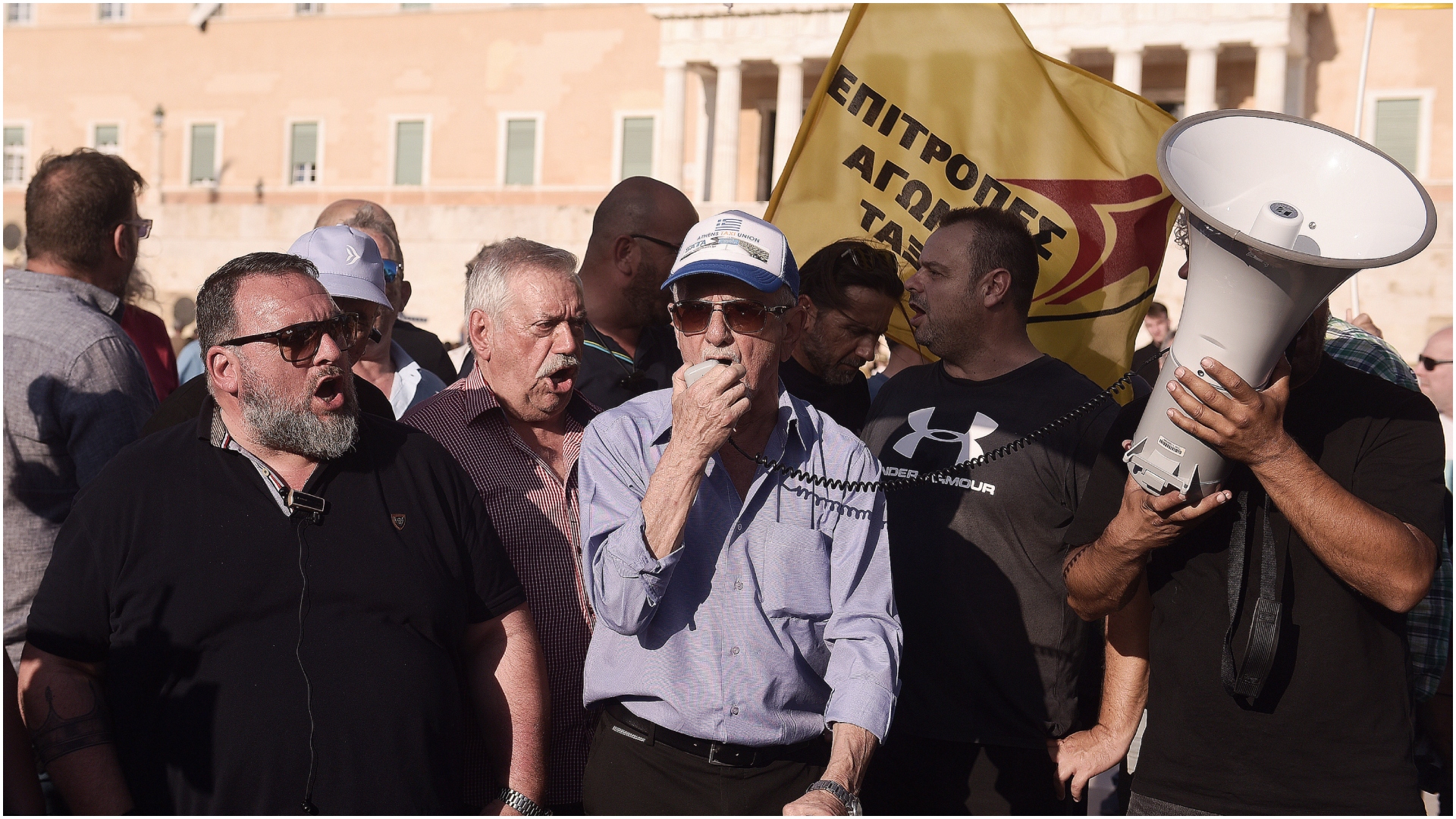 Πορεία διαμαρτυρίας των οδηγών ταξί για τον νέο ΚΟΚ – Στάση εργασίας έως τα μεσάνυχτα-2