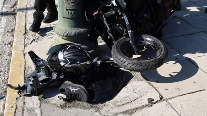 τροχαίο-στην-καισαριανή-με-δύο-τραυμα-563690299