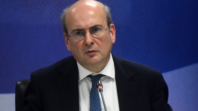 χατζηδάκης-λύση-εντός-του-2025-για-τους-δα-563658241