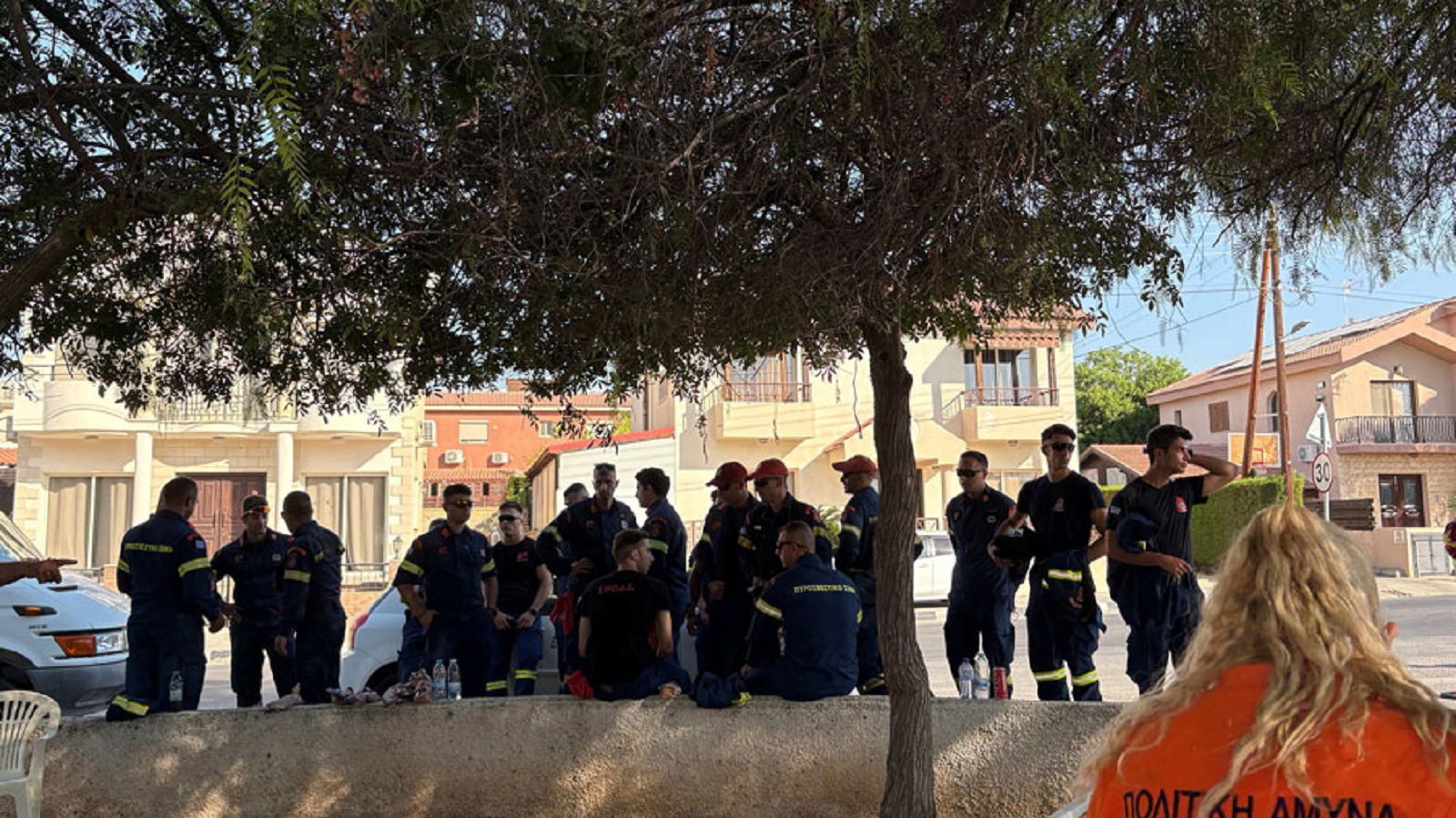 Φωτιά στην Κύπρο: Αντιμετωπίστηκαν αναζωπυρώσεις μέσα στη νύχτα-1