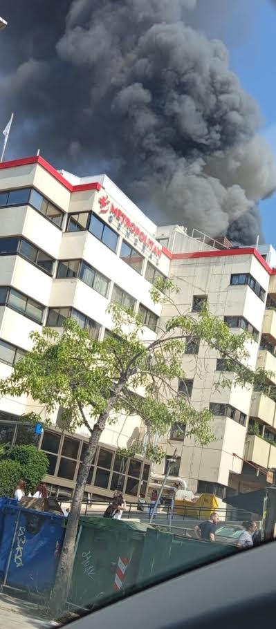 Κατασβέστηκε η φωτιά σε ιδιωτική κλινική στον Χολαργό-1