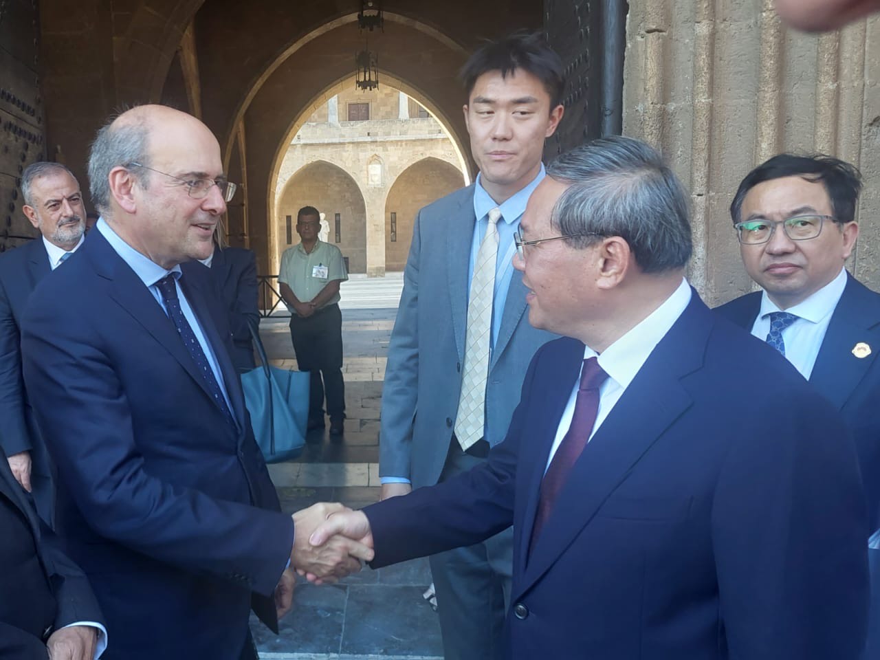 Ρόδος: Συνάντηση Χατζηδάκη με τον πρωθυπουργό της Κίνας – Τι συζήτησαν-1