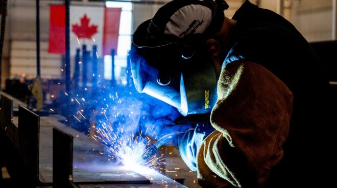 περιορίζει-τις-εισαγωγές-χάλυβα-ο-καν-563721373