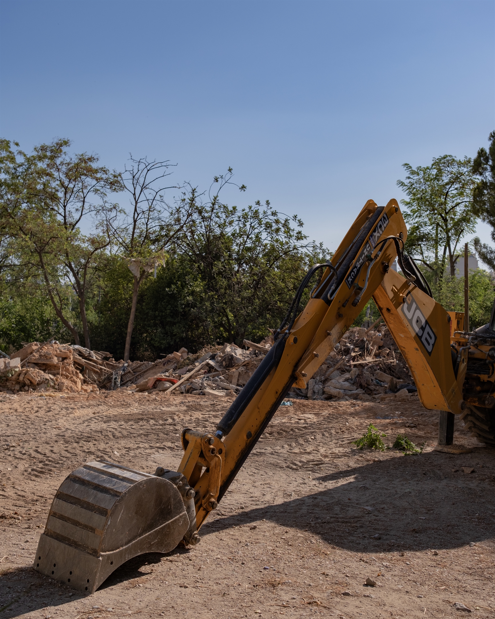 Προσεχώς κατεδαφίσεις δίπλα σας-2