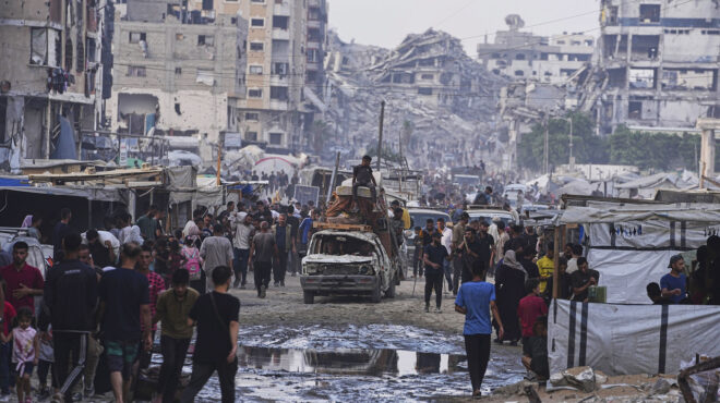 o-limos-sti-gaza-xediplonetai-mprosta-sta-matia-mas-563736508