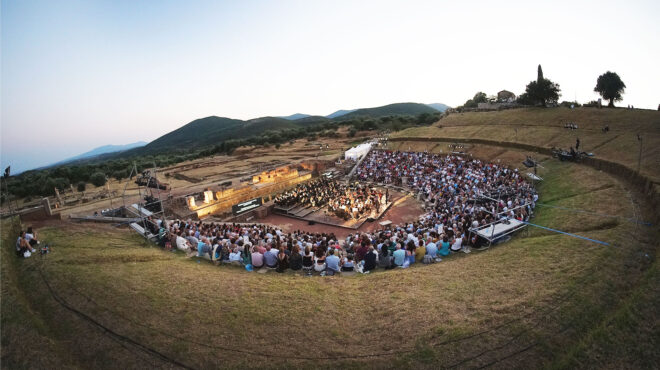 η-νόρμα-ταίριαξε-αρμονικά-με-την-αρχ-563717581