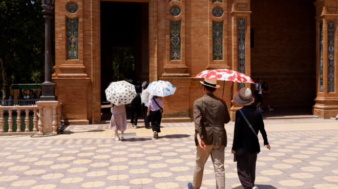 καύσωνας-σαρώνει-την-ευρώπη-κλείνουν-563692123