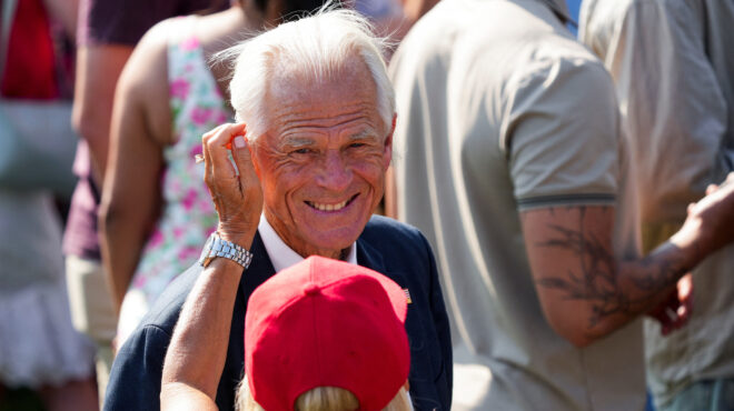 λευκός-οίκος-προχωρούν-καλά-οι-διαπρα-563702179