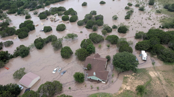 ξεπέρασαν-τους-100-οι-νεκροί-από-τις-πλημ-563701432