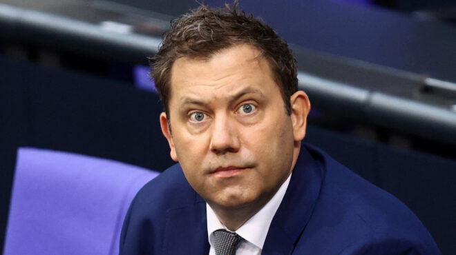 ε-ε-ανοιχτό-το-ενδεχόμενο-συνέχισης-τω-563704102