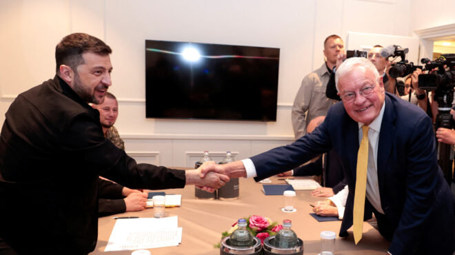 ζελένσκι-από-κοινού-αμυντική-παραγωγ-563706754