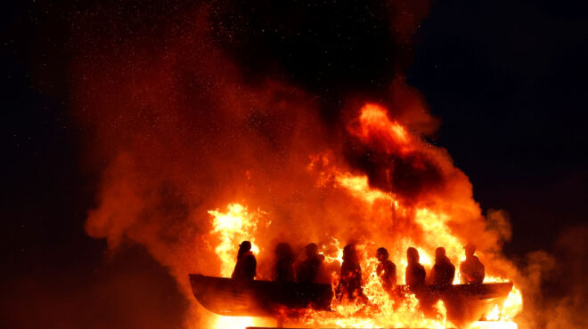 ισπανία-βίαια-επεισόδια-μεταξύ-ακροδ-563711389