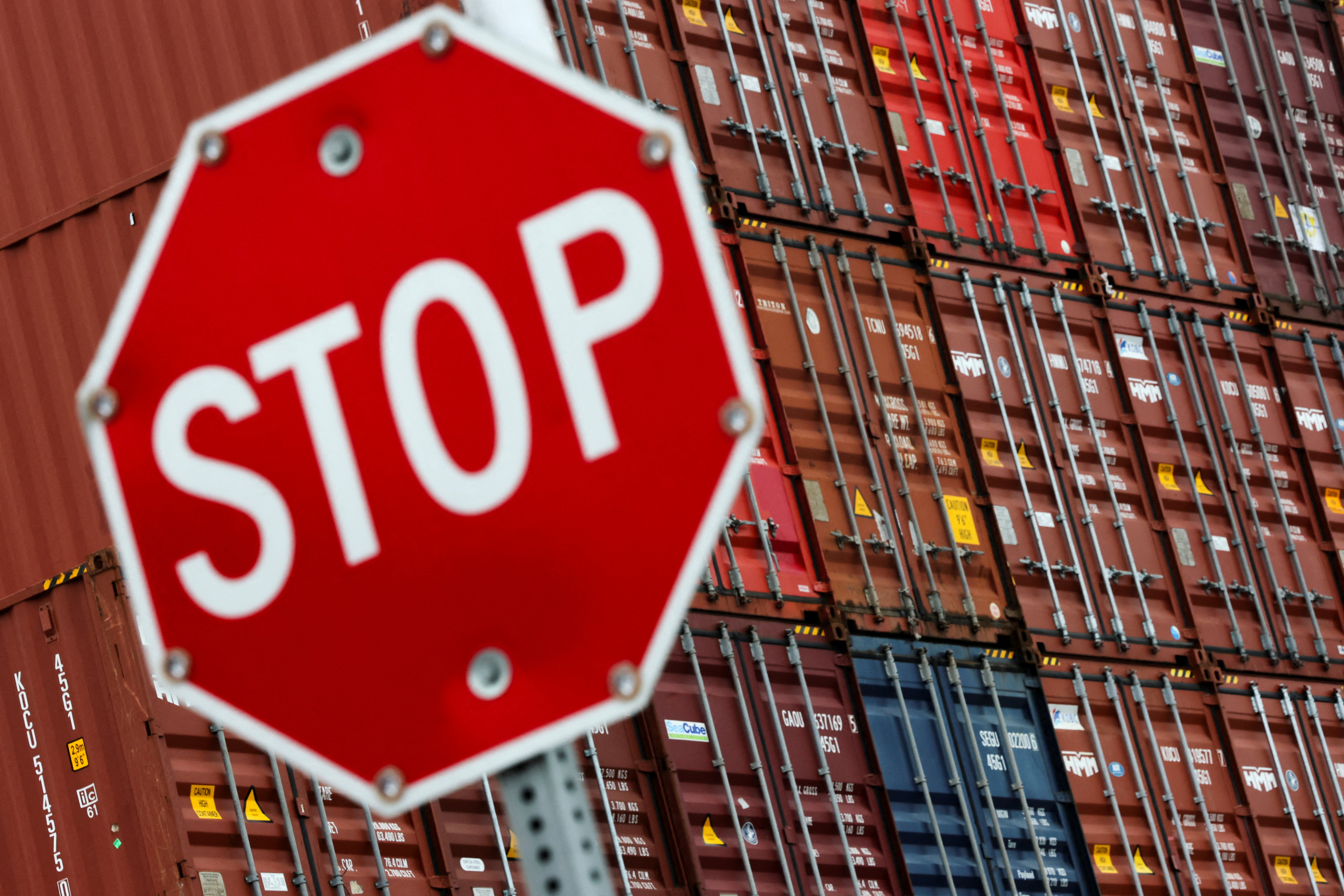 Δασμοί: Το «τέχνασμα» Τραμπ και η «απειλή» της Ε.Ε. με φόντο τις διαπραγματεύσεις-1