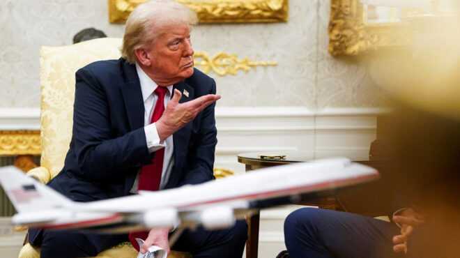 γάζα-ισραηλινή-επιδρομή-στην-καθολικ-563717422