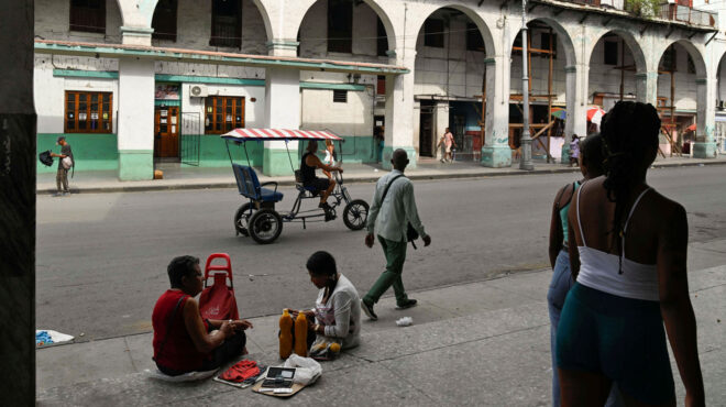 κούβα-δεν-υπάρχουν-ζητιάνοι-είναι-μα-563717956