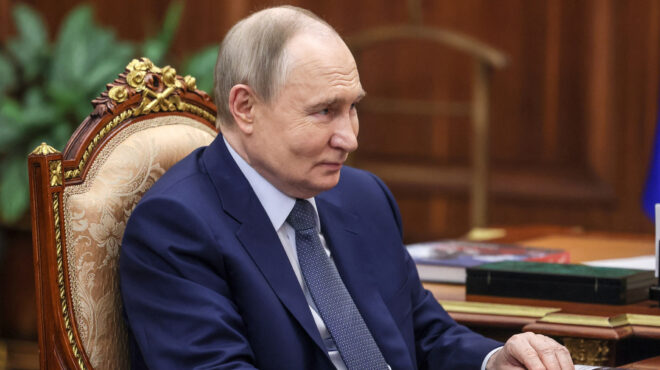 πούτιν-τα-ξένα-πλοία-που-ελλιμενίζοντ-563726548