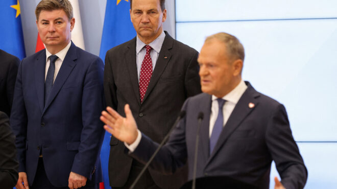 πολωνία-ανασχηματισμός-από-τουσκ-ν-563729974