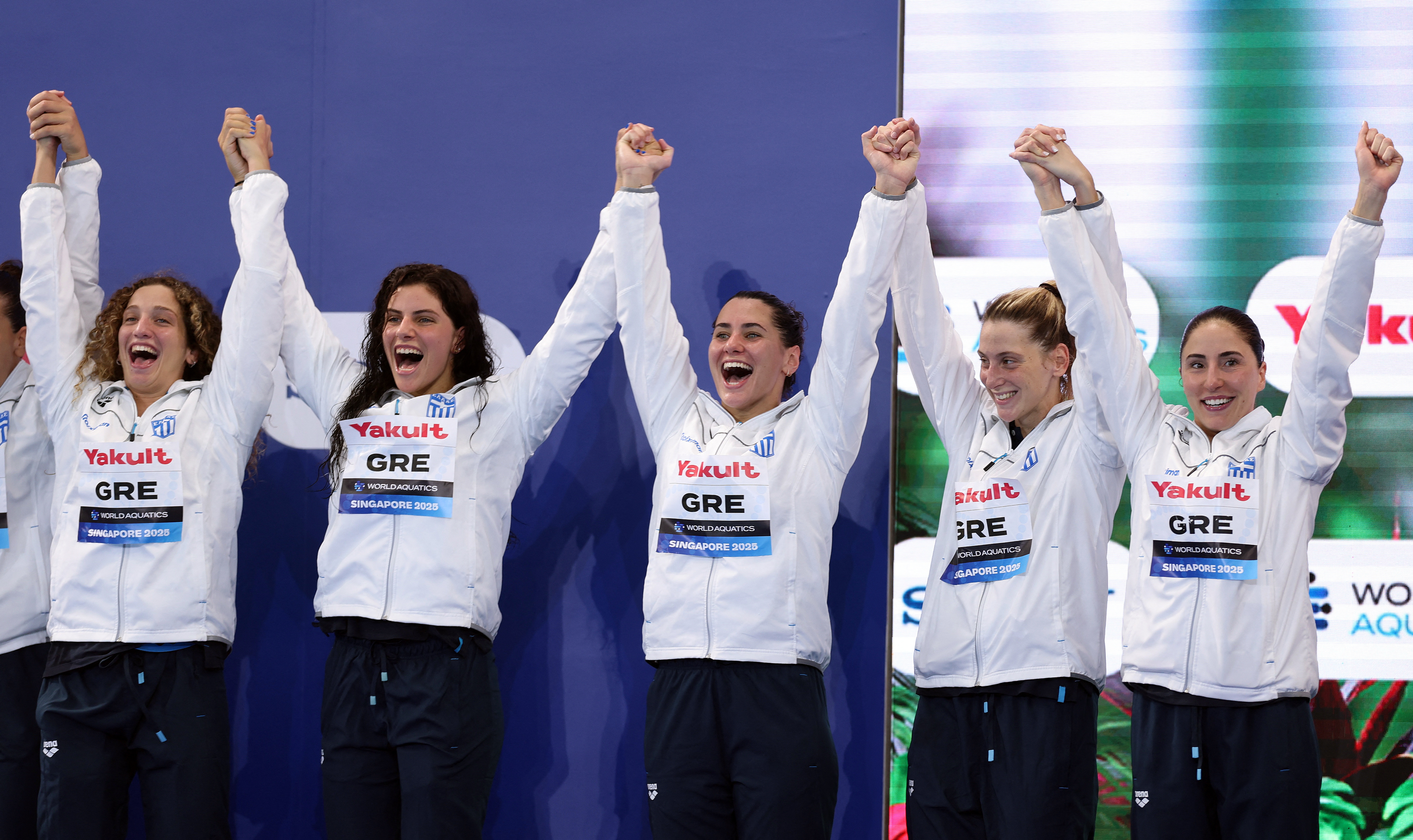 Εθνική πόλο γυναικών: Οι ξέφρενοι πανηγυρισμοί για το χρυσό [Εικόνες – βίντεο]-2