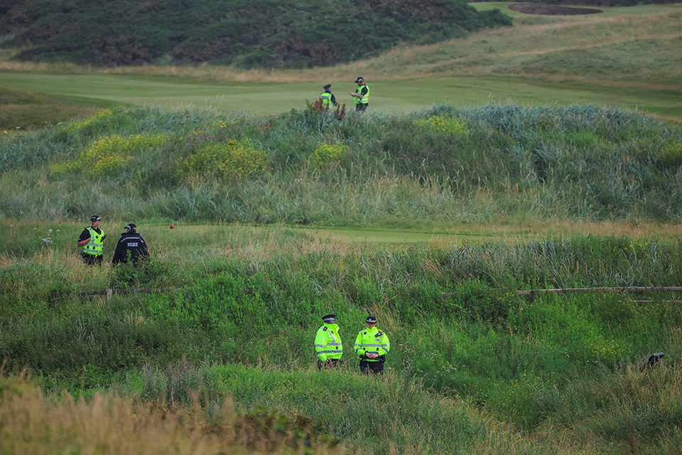 Σε μια στάλα νερό-3